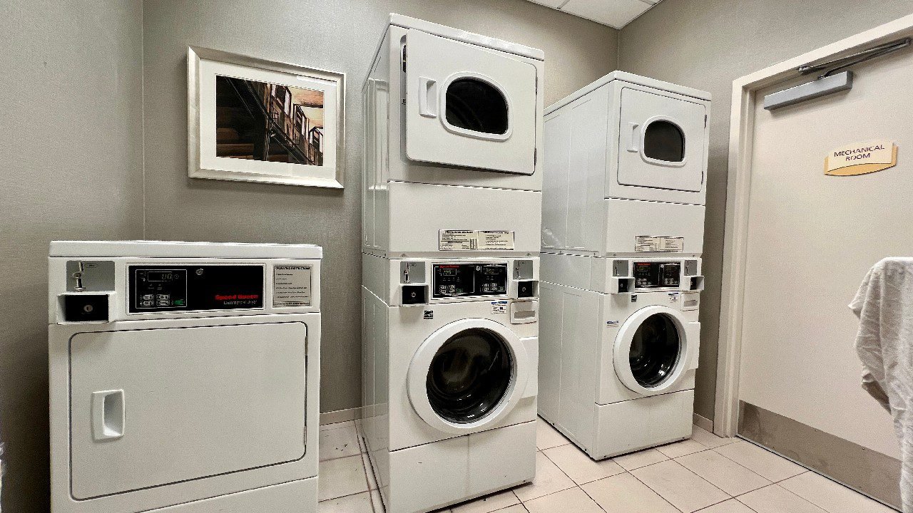 Residence Inn Savannah Downtown Historic District guest laundry