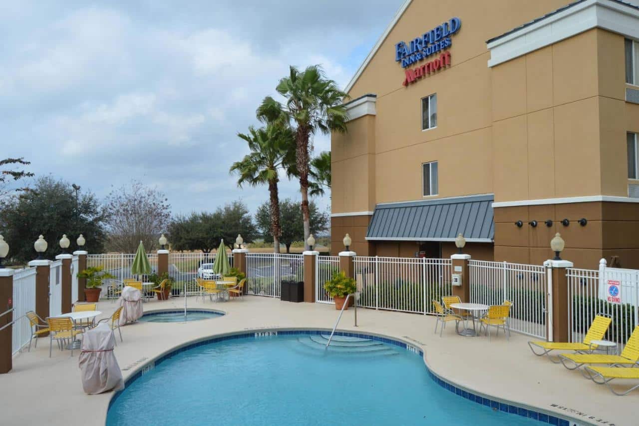 Hotel in Clermont Florida Pool area