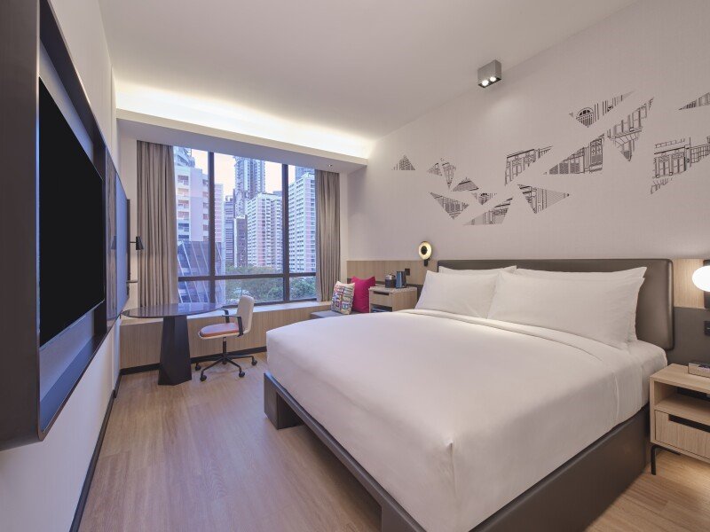 Aloft Singapore Novena Bedroom