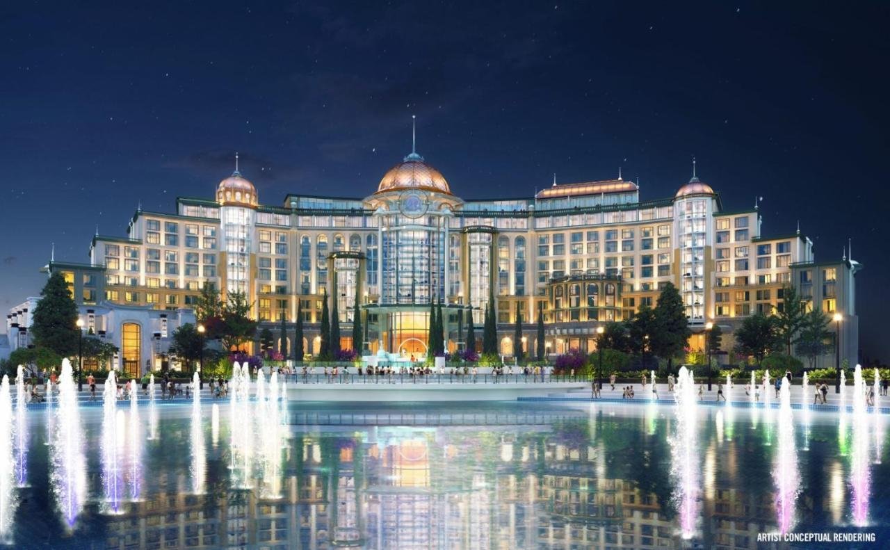 Universal's Helios Grand Hotel Reviews
