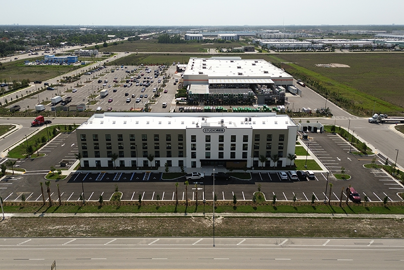 StudioRes Fort Myers